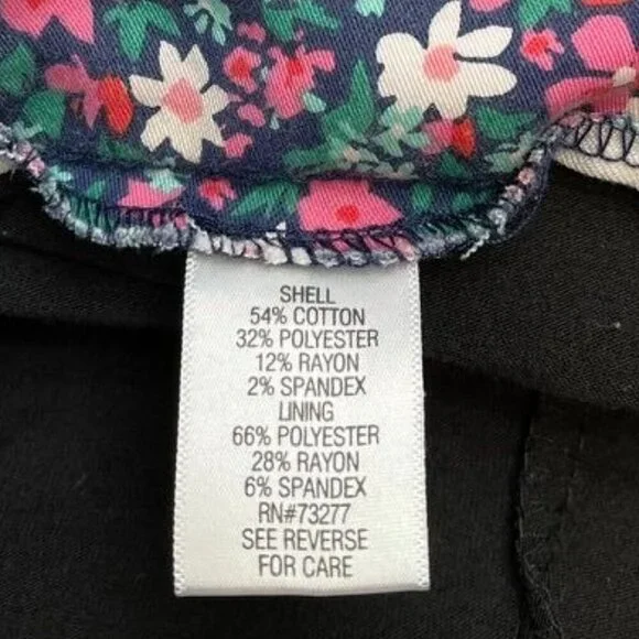 Croft & Barrow Women Pink Floral Skorts Skirt Size 8 - Colorful Spring / Summer - Picture 10 of 10